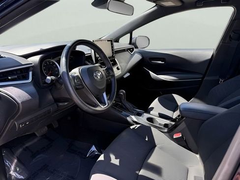 Used 2021 Toyota Corolla SE w/ SE Premium Package FWD image 11