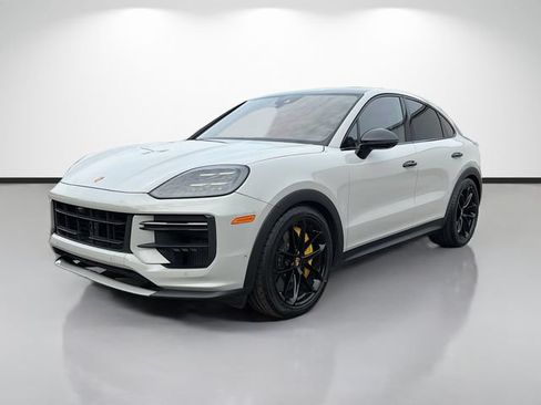 Used 2024 Porsche Cayenne Turbo GT AWD/4WD image 7