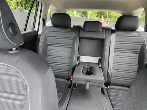 Certified 2024 Volkswagen Tiguan S image 17