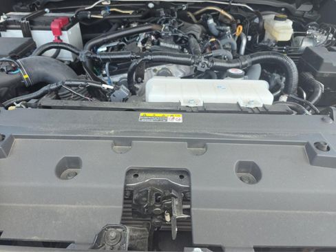 Used 2025 Toyota Tacoma SR5 RWD image 22