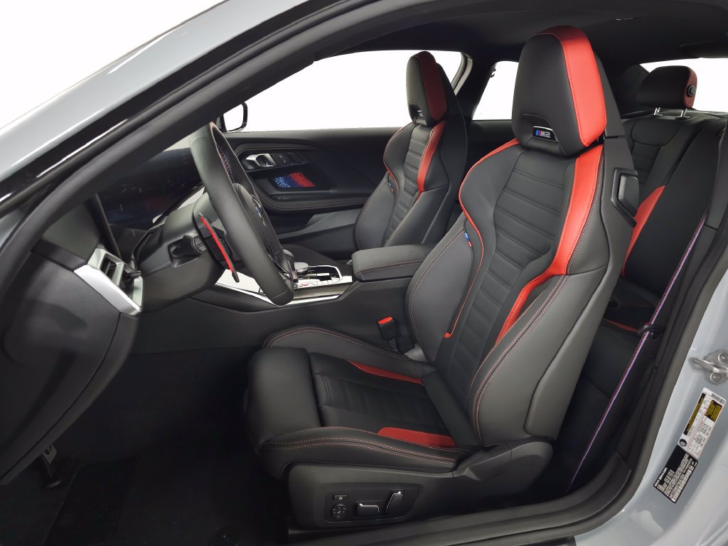 Used 2026 BMW M2 w/ Lighting Package RWD image 12