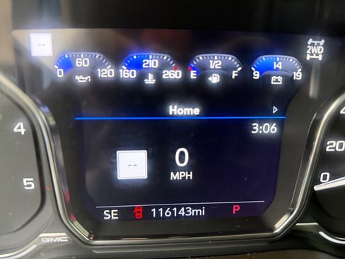 Used 2021 GMC Sierra 2500 Denali w/ Denali Ultimate Package image 27