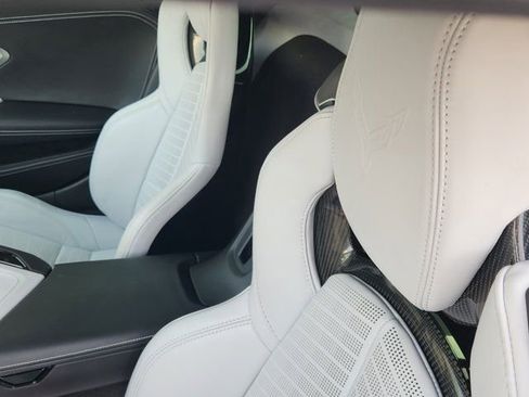 Used 2024 Chevrolet Corvette Stingray w/ Z51 Performance Package image 21