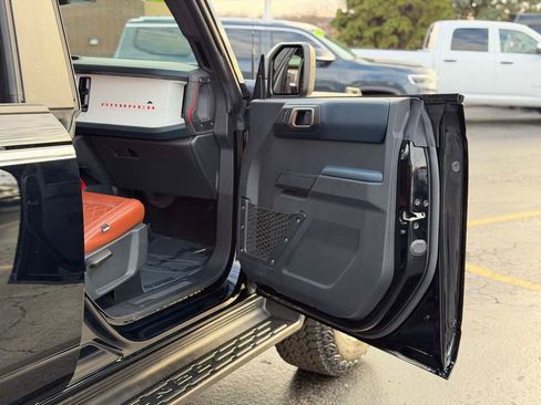 Used 2025 Ford Bronco Heritage Edition AWD/4WD image 10