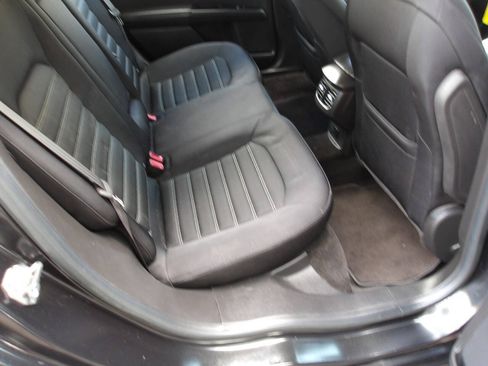 Used 2015 Ford Fusion SE FWD image 25