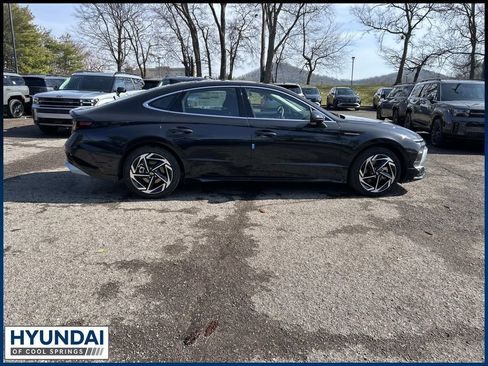 New 2026 Hyundai Sonata SEL FWD image 8