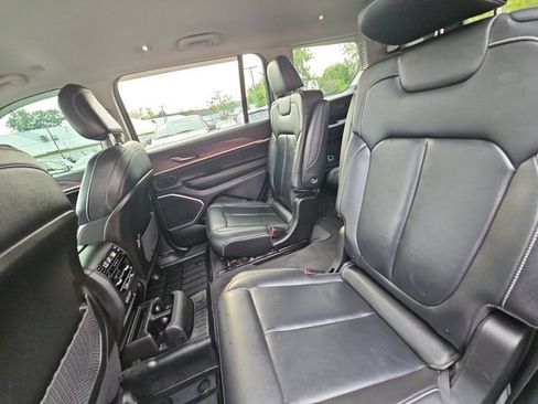 Used 2021 Jeep Grand Cherokee L Limited w/ Trailer Tow Group (B) AWD/4WD image 28