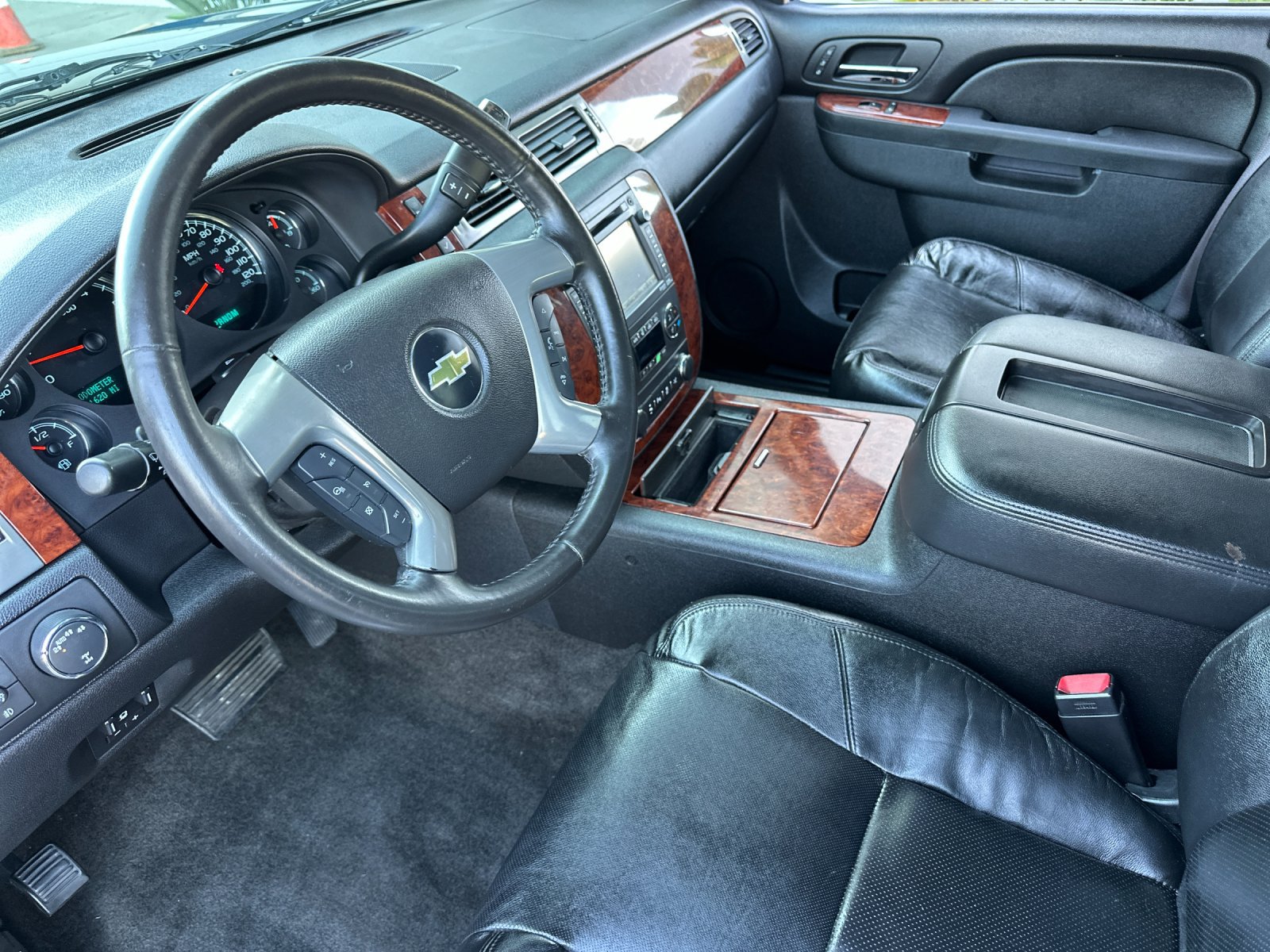 Used 2013 Chevrolet Avalanche LTZ AWD/4WD image 10