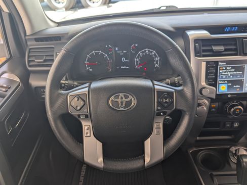 Used 2020 Toyota 4Runner SR5 Premium w/ Moonroof Package image 24