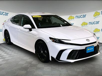 Used 2025 Toyota Camry SE