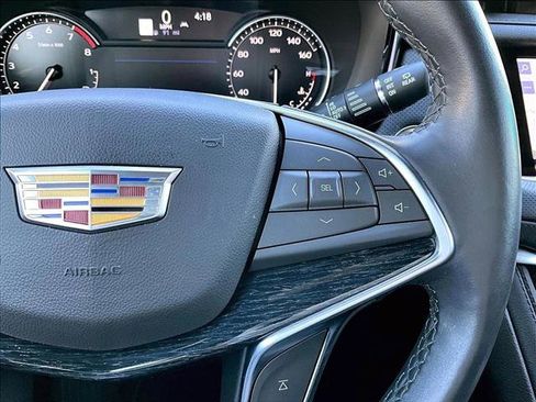 Used 2024 Cadillac XT5 Premium Luxury image 21