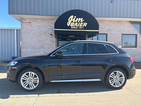 Used 2018 Audi Q5 Prestige w/ Prestige Package image 2