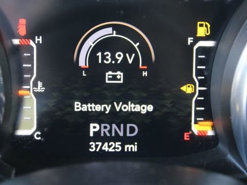 Used 2022 Jeep Wrangler Unlimited Sport AWD/4WD image 19
