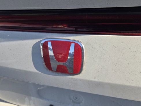 Used 2024 Honda Civic Type R image 9