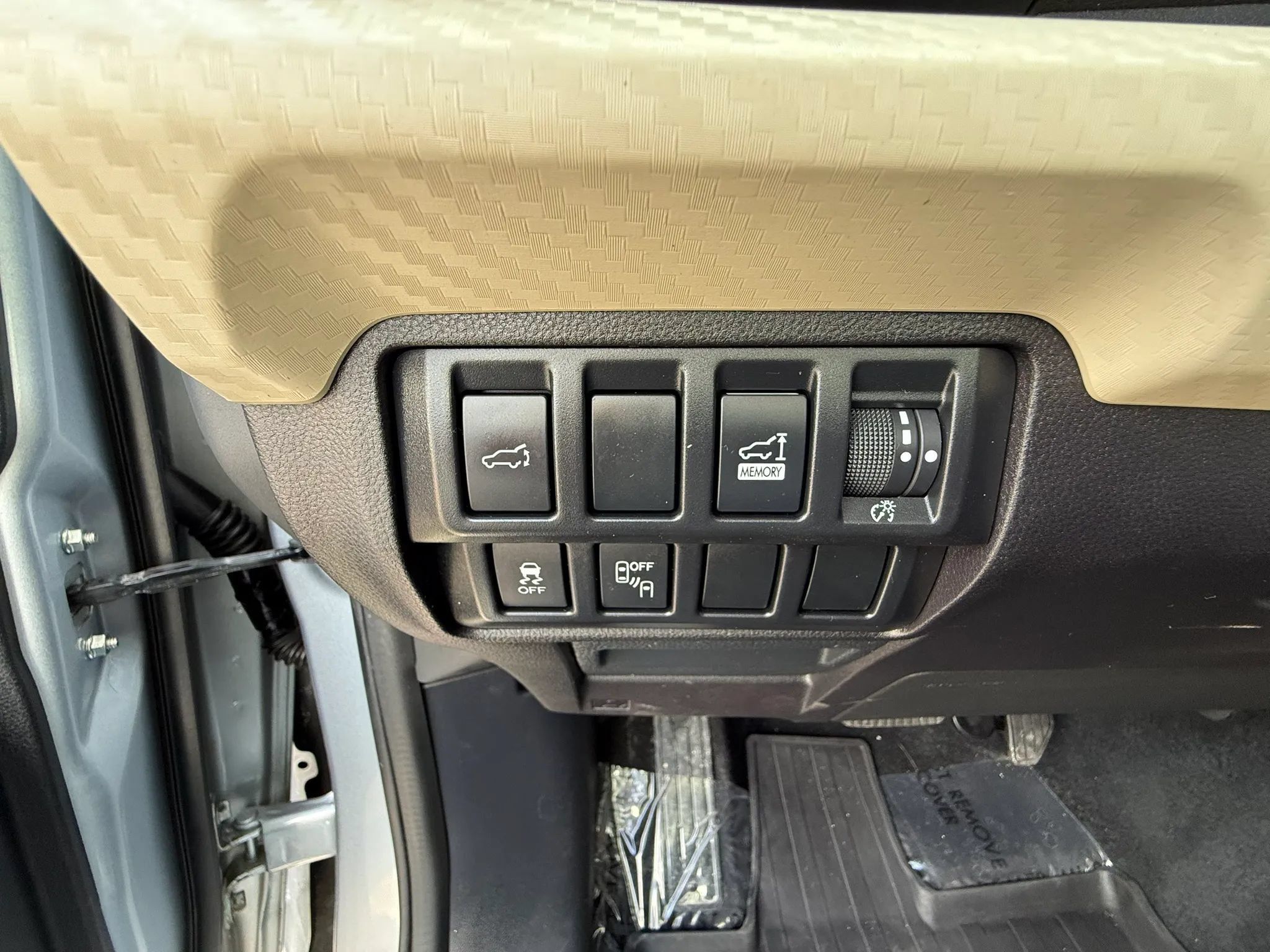 Used 2019 Subaru Ascent Premium AWD/4WD image 40