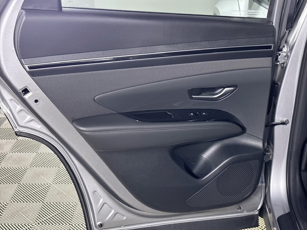 Used 2024 Hyundai Tucson Limited AWD/4WD image 20