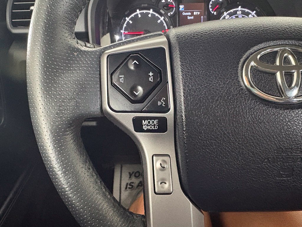 Used 2021 Toyota 4Runner SR5 AWD/4WD image 21