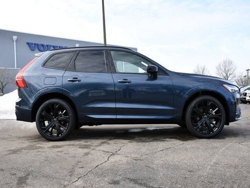New 2026 Volvo XC60 B5 Ultra w/ Protection Package Premier AWD/4WD image 8