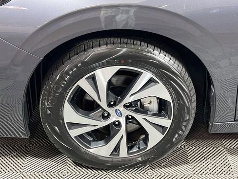 Used 2025 Subaru Legacy Premium AWD/4WD image 27