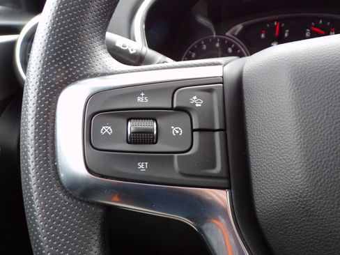 Used 2024 Chevrolet Blazer LT w/ Convenience Package image 16