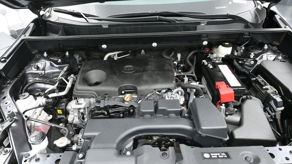Used 2024 Toyota RAV4 XLE FWD image 17
