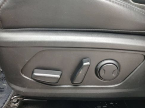Used 2023 Hyundai Tucson Limited FWD image 16