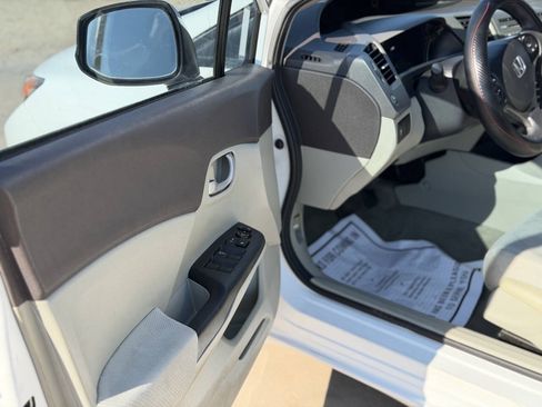 Used 2012 Honda Civic LX image 10
