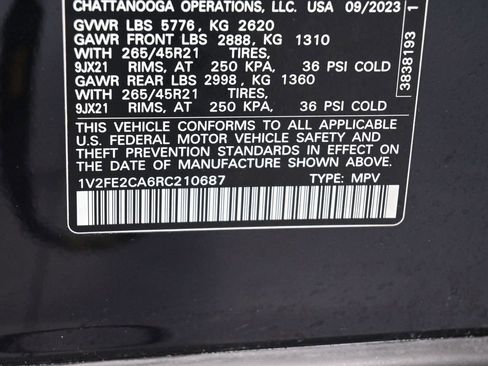 Used 2024 Volkswagen Atlas Cross Sport SEL Premium R-Line image 21