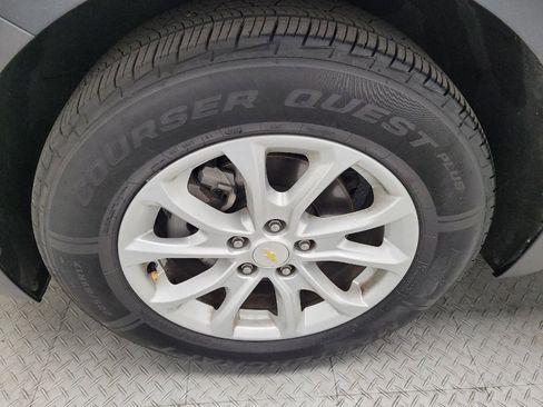 Used 2019 Chevrolet Equinox LT FWD image 31