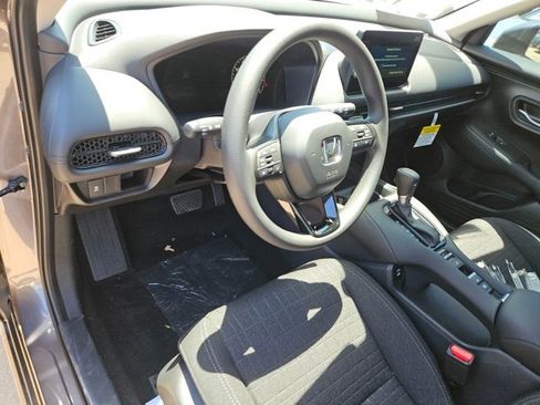 New 2026 Honda HR-V LX image 16