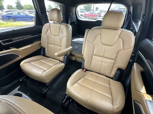 Used 2022 Kia Telluride SX w/ Nightfall Edition Package image 39