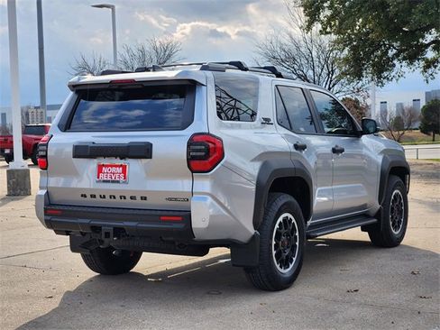 Used 2025 Toyota 4Runner TRD Off-Road image 3