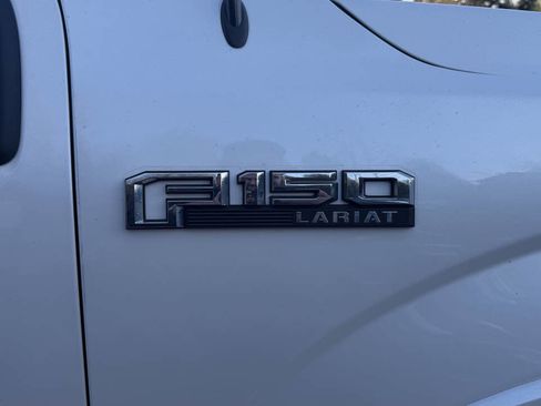 Used 2017 Ford F150 Lariat w/ Equipment Group 502A Luxury image 14