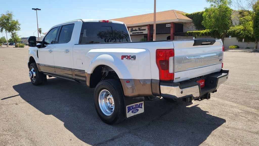 Used 2017 Ford F350 King Ranch w/ King Ranch Ultimate Package AWD/4WD image 8