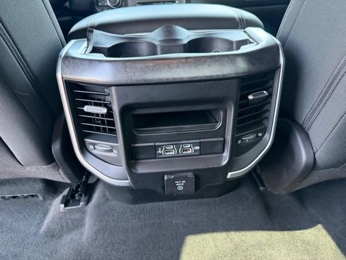 Used 2020 RAM 1500 Big Horn AWD/4WD image 22