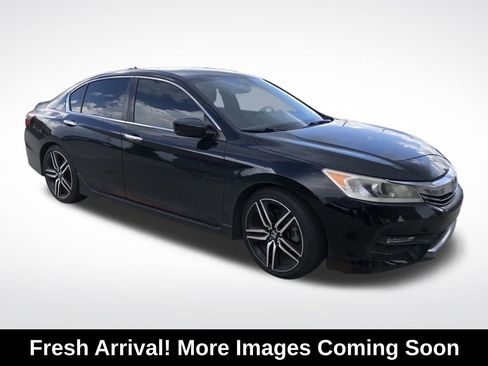 Used 2017 Honda Accord Sport image 1