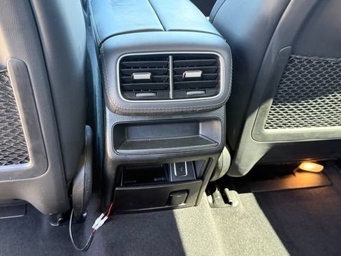 Used 2022 Mercedes-Benz GLE 350 image 26