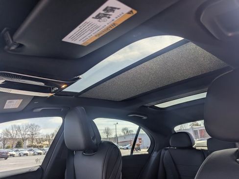 Used 2025 Mercedes-Benz C 300 Sedan image 18