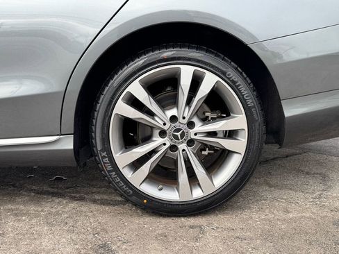 Used 2017 Mercedes-Benz C 300 Sport image 14