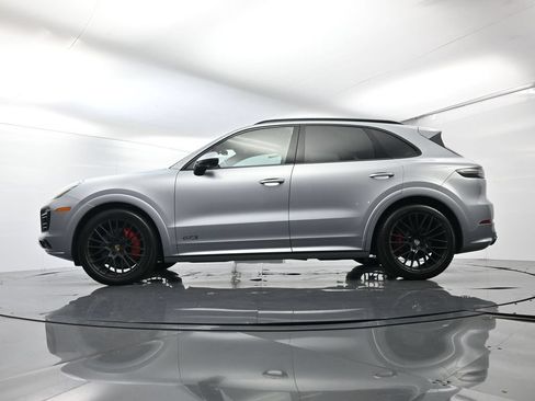 Certified 2021 Porsche Cayenne GTS AWD/4WD image 45