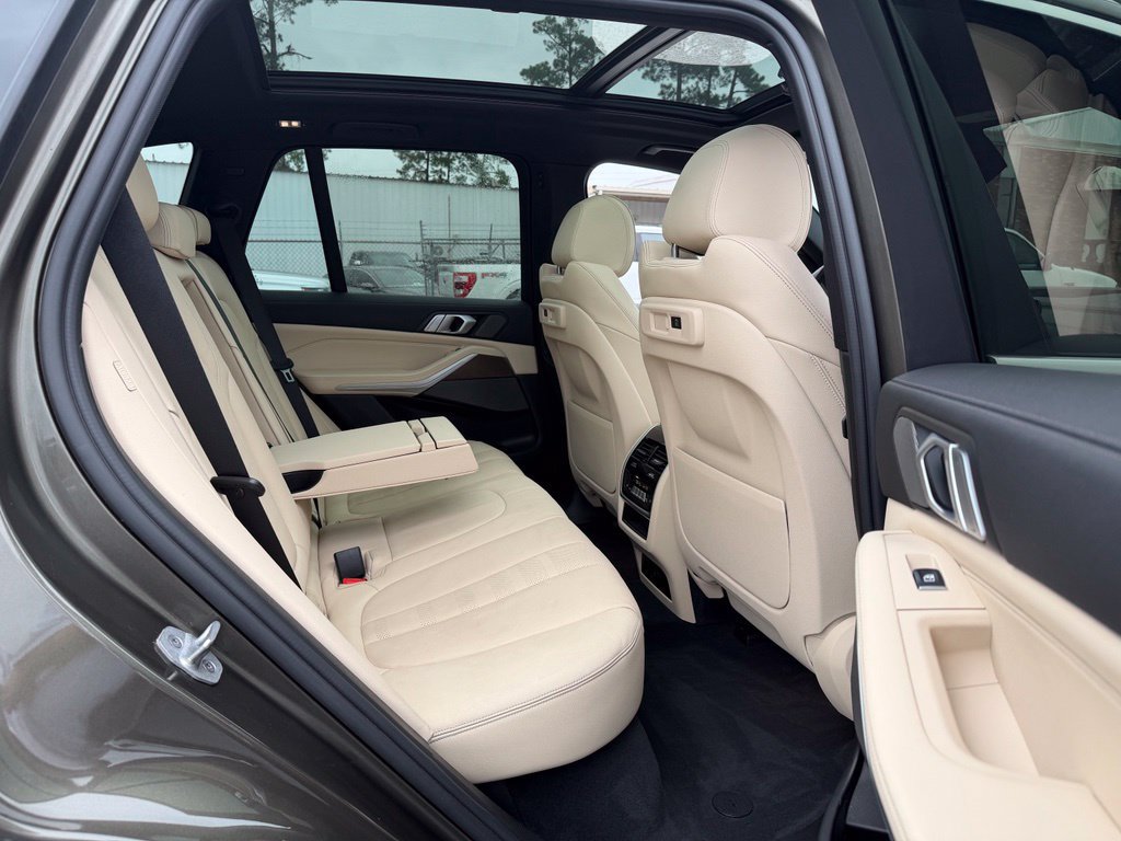 Used 2021 BMW X5 xDrive40i w/ Premium Package AWD/4WD image 27