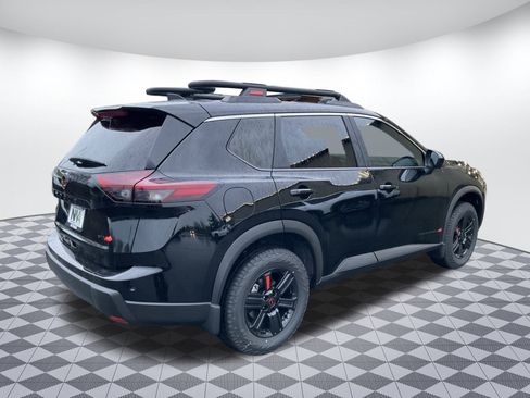 Used 2026 Nissan Rogue Rock Creek image 3