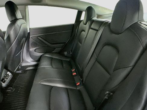Used 2021 Tesla Model 3 Standard Range Plus RWD image 27