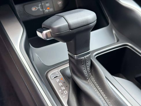 New 2026 Kia Sorento LX FWD image 23