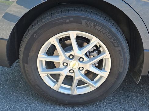 Used 2024 Chevrolet Equinox LS w/ Driver Confidence II Package FWD image 6