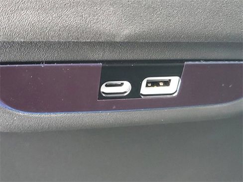 New 2026 Chrysler Pacifica Select image 12