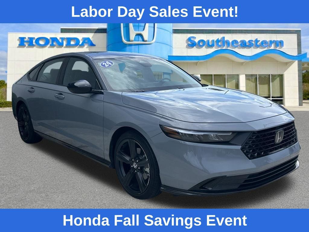 Used 2024 Honda Accord Sport image 3