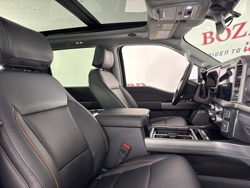 New 2026 Ford F250 Lariat w/ Black Appearance Package image 20