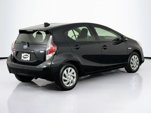 Used 2015 Toyota Prius C One FWD image 11