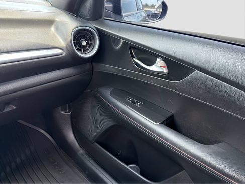 Used 2023 Kia Forte GT FWD image 17